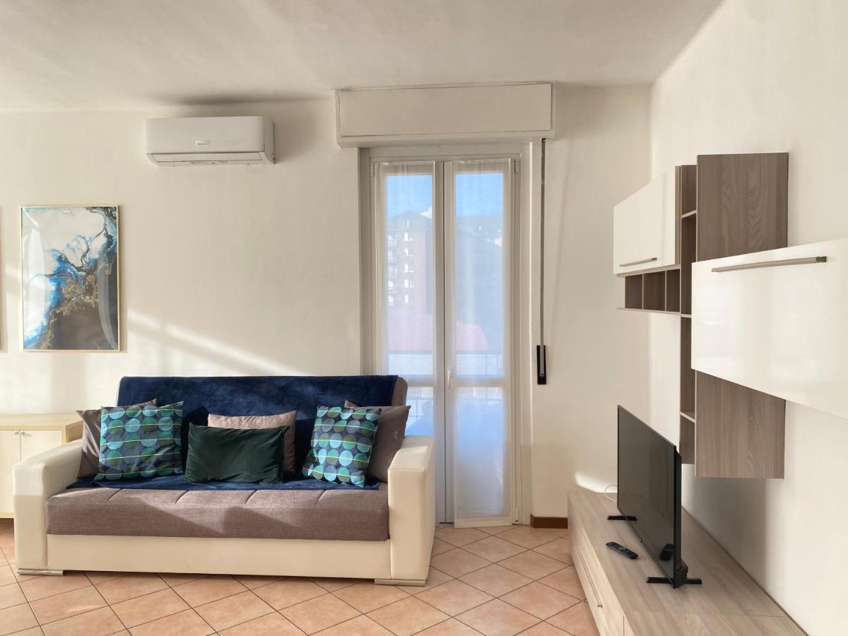 Апартаменти Diadema Blue - Immobili E Soluzioni Rent Бергамо Екстер'єр фото